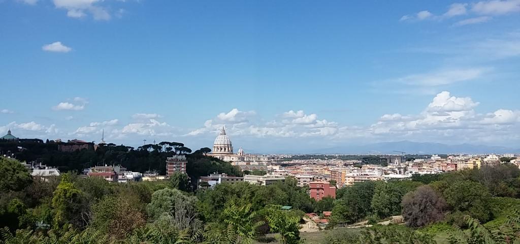 Acomodação com café da manhã  I Tre Pupazzi Roma